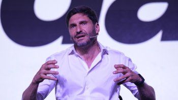 Tras 2 victorias en 2025, el gobernador de Santa Fe está perdiendo contra LLA
