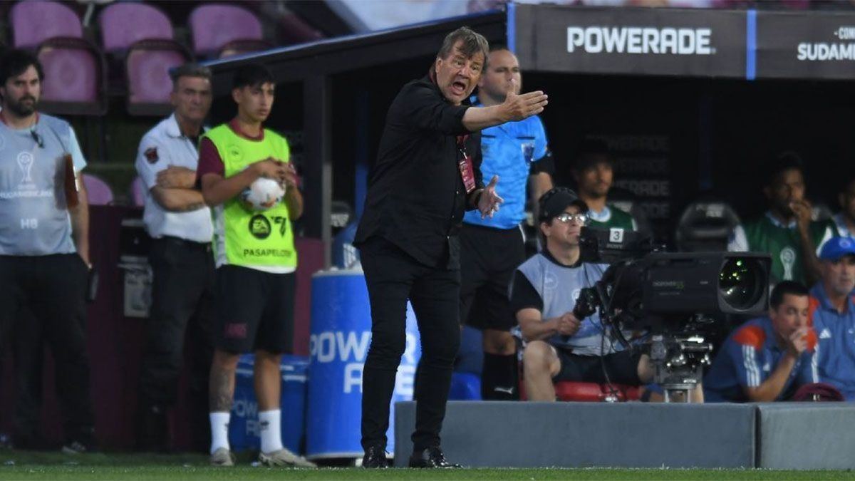 RicardoZielinski explotó contra el Cruzeiro y la actuación del árbitro tras laeliminación de Lanús en la Copa Sudamericana: “Esto indigna”.