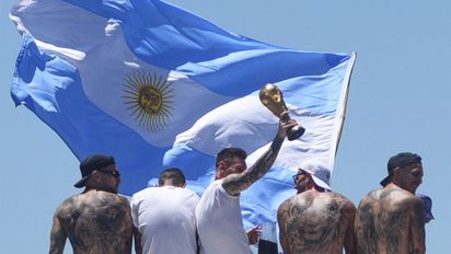 La caravana de los campeones, en imágenes