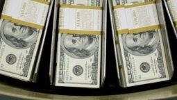 altText(Fracasa Moreno: El dólar 'libre' ya llegó a $8,60)}