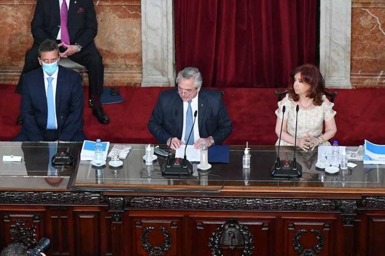 Massa, Alberto F. y CFK en el Congreso (Foto NA)
