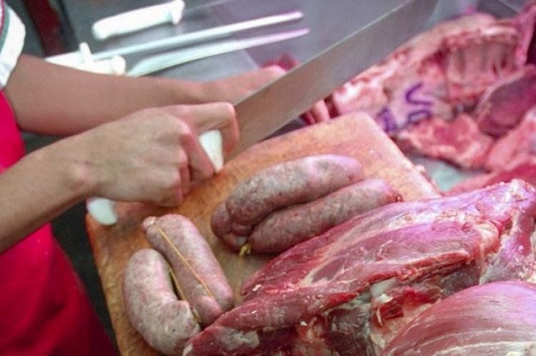 Precios populares vs. mercado real 