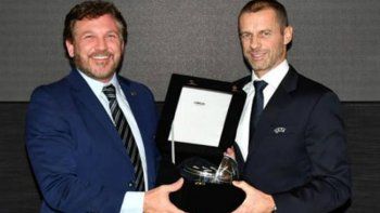 sin la fifa y con varios cambios: la conmebol y la uefa quieren reeditar la copa intercontinental sin la fifa y con varios cambios: la conmebol y la uefa quieren reeditar la copa intercontinental