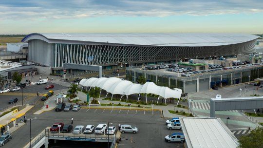 Aeropuerto: Los bancos que ofrecen estacionamiento gratis