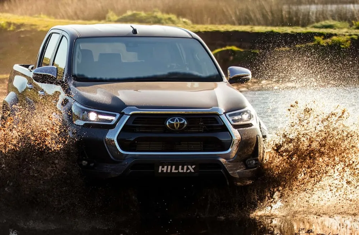 La Toyora Hilux sigue siendo la más vendida del país. La Toyora Hilux sigue siendo la más vendida del país.
