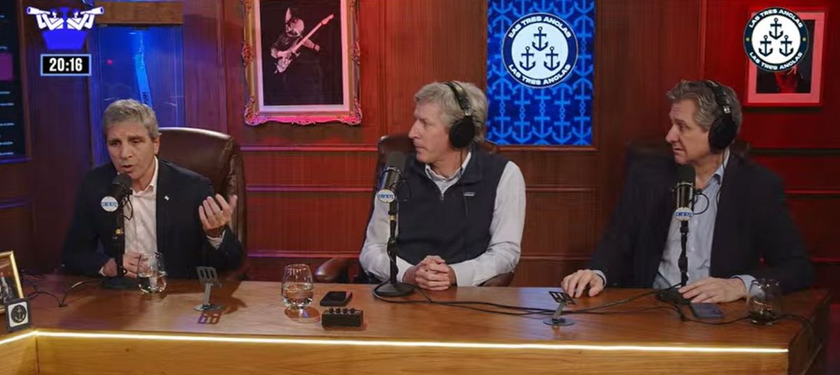 Caputo, Bausilli y José Luis Daza, en 'Las Tres Anclas'. Caputo, Bausilli y José Luis Daza, en 'Las Tres Anclas'.