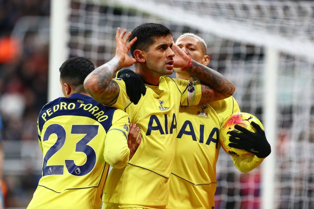 Cuti Romero vuelve a sacudir el mercado mientras el Atlético prepara una nueva ofensiva y Tottenham intenta evitar su salida al Arsenal.