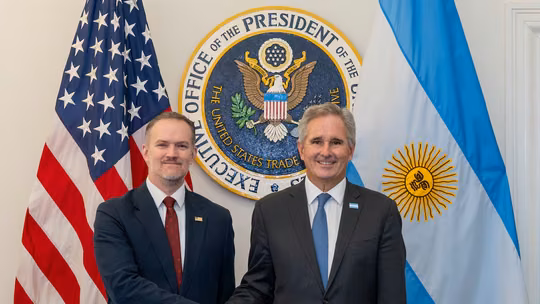Canciller, Pablo Quirno, y representante de comercio de Estados Unidos, Jamieson Greer.