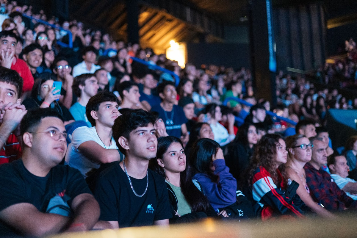 Lo central es qué esperan los jóvenes de estos eventos, en un país con pobreza juvenil alta y desigualdades estructurales. Fuente: Endeavor Lo central es qué esperan los jóvenes de estos eventos, en un país con pobreza juvenil alta y desigualdades estructurales. Fuente: Endeavor