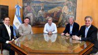 Luis Caputo se reunió con Peter Thiel, que ya se había reunido con Milei. Luis Caputo se reunió con Peter Thiel, que ya se había reunido con Milei.
