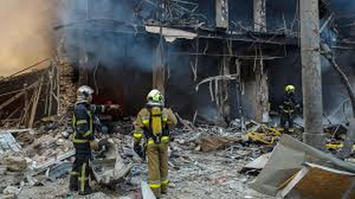 Rusia lanzó un nuevo ataque masivo con misiles y drones rusos contra Kiev. (Agencia EFE) Rusia lanzó un nuevo ataque masivo con misiles y drones rusos contra Kiev. (Agencia EFE)