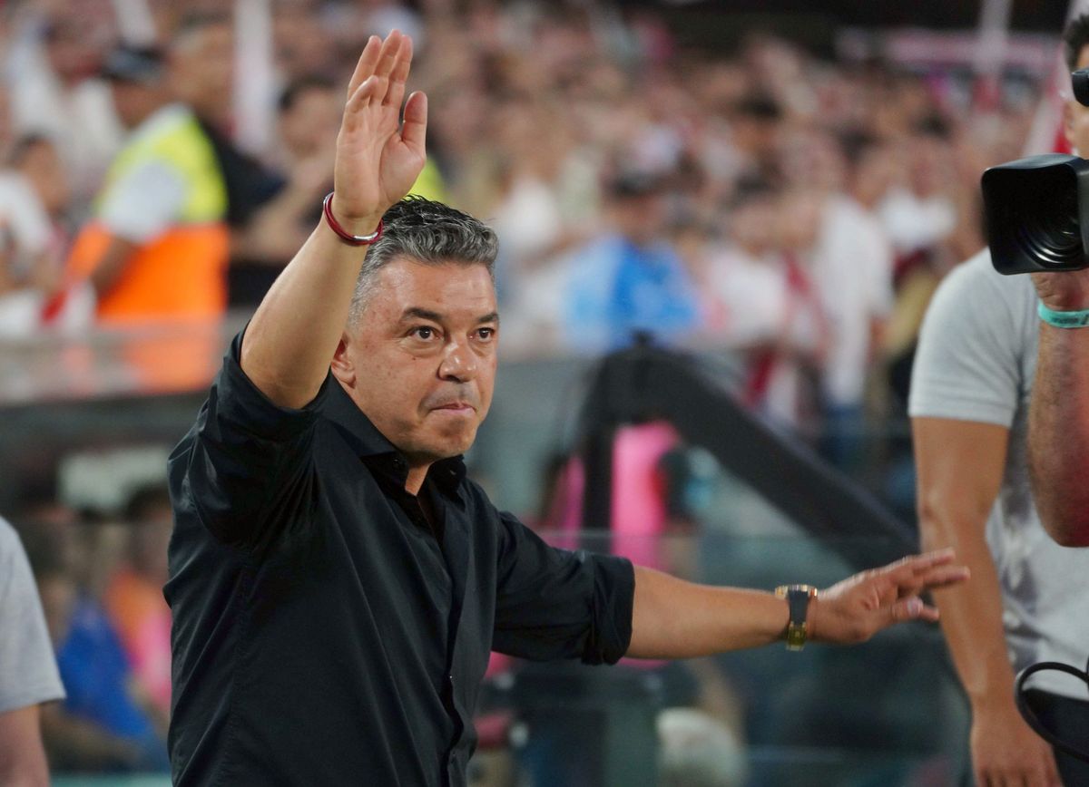Marcelo Gallardo fue superado tácticamente por su par rival, Diego Dabove Marcelo Gallardo fue superado tácticamente por su par rival, Diego Dabove