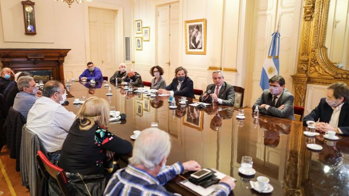 Alberto Fernández se reunió con la CGT en la Rosada.