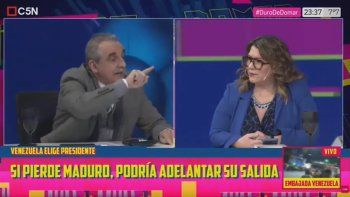 Guillermo Moreno y Cynthia Garcia incendiaron el estudio de C5N. Guillermo Moreno y Cynthia Garcia incendiaron el estudio de C5N.