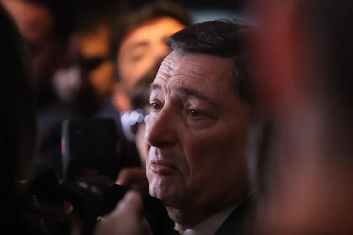 En junio el peronismo salió tercero con cuatro fórmulas de precandidatos y el panorama apunta a repetirse el próximo domingo. Según las encuestas, Omar Parisi (Frente Elegí) no alcanzarían el 20%. En junio el peronismo salió tercero con cuatro fórmulas de precandidatos y el panorama apunta a repetirse el próximo domingo. Según las encuestas, Omar Parisi (Frente Elegí) no alcanzarían el 20%.
