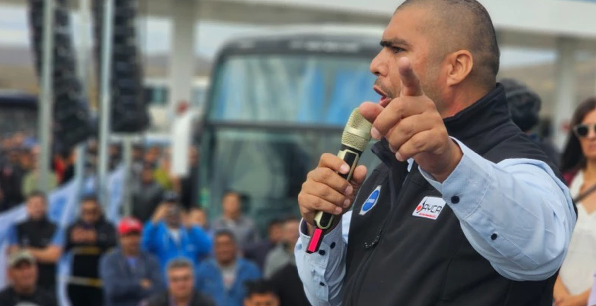 El dirigente sindical enfatiz&oacute; que el objetivo de la medida de fuerza es que YPF finalice su retiro de Santa Cruz. Imagen tomada de El Diario Nuevo D&iacute;a.