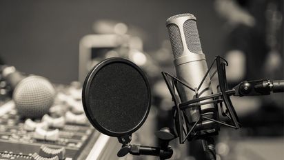Día del Locutor: ¿Por qué Argentina recuerda hoy a las voces que nos acompañan?