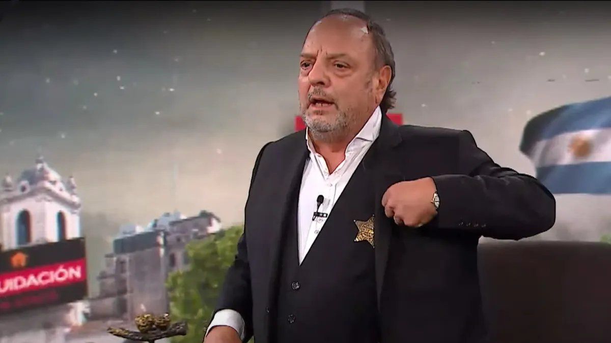 Baby Ethcecopar regresó a la noche de A24 con una introducción particular.&nbsp;