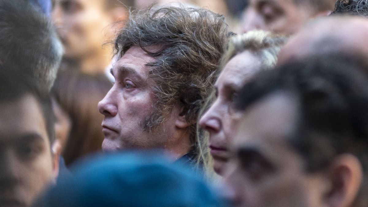 Incómodo momento para Javier Milei en el acto: Familiares enojados