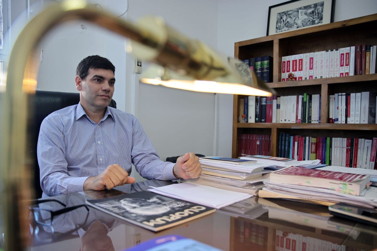 Franco Picardi tiene mucho por indagar, si es de su interés. Franco Picardi tiene mucho por indagar, si es de su interés.