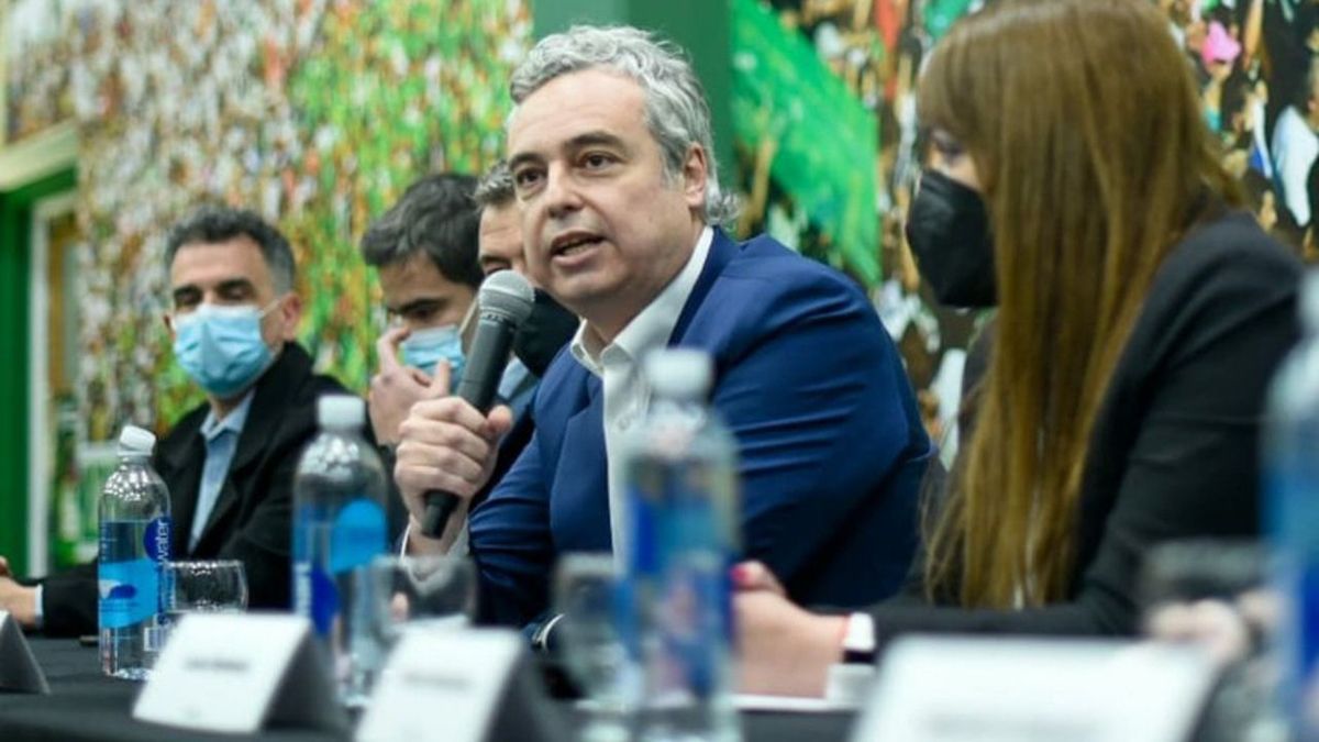 Banfield retiró al equipo femenino de futsal luego de las actitudes antideportivas de hacerse adrede cuatro goles en contra.