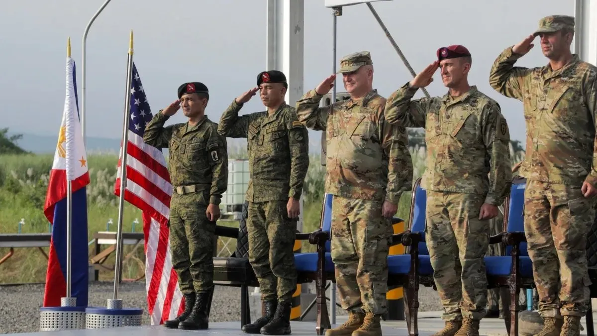 Taiwán: USA y Filipinas también practican maniobras militares. Taiwán: USA y Filipinas también practican maniobras militares.