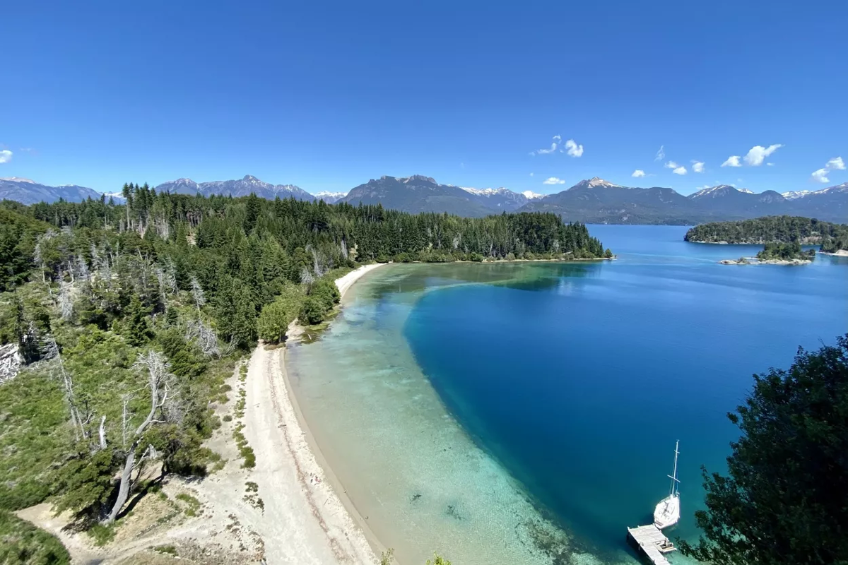 Argentina cuenta con una playa imperdible con agua turquesa. Argentina cuenta con una playa imperdible con agua turquesa.