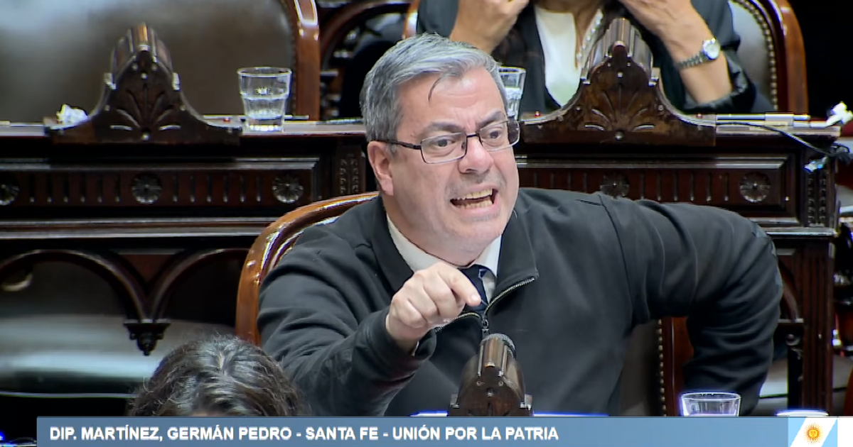 Germán Martínez, de UP, alertó sobre una ilegalidad en el Senado. Germán Martínez, de UP, alertó sobre una ilegalidad en el Senado.