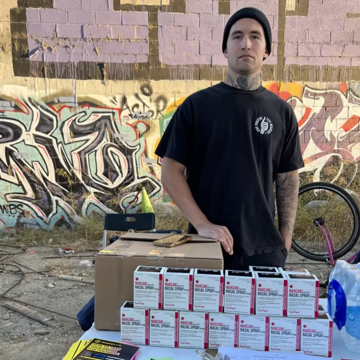 "Lo único que hace la naloxona es permitir que la gente viva", dice Nathan Smiddy.