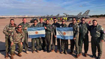 Los F-16, rumbo a Argentina y con Milei disponible: En qué parte del mundo están