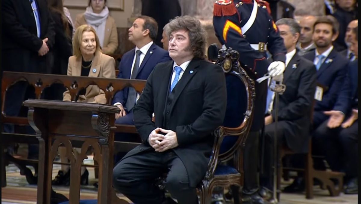 El presidente Javier Milei en el oficio del Tedeum en la Catedral de Buenos Aires. Tal como se preveía, sin el acompañamiento de Visctoria Villarruel, quien no fue invitada a la ceremonia organizada por la Secretaría de Estado a cargo de Karina Milei. El presidente Javier Milei en el oficio del Tedeum en la Catedral de Buenos Aires. Tal como se preveía, sin el acompañamiento de Visctoria Villarruel, quien no fue invitada a la ceremonia organizada por la Secretaría de Estado a cargo de Karina Milei.