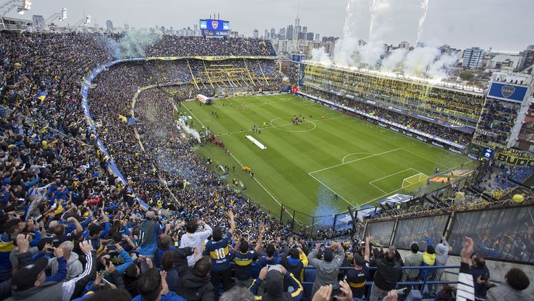 Allanan La Bombonera e hinchas sospechan de Macri y Angelici