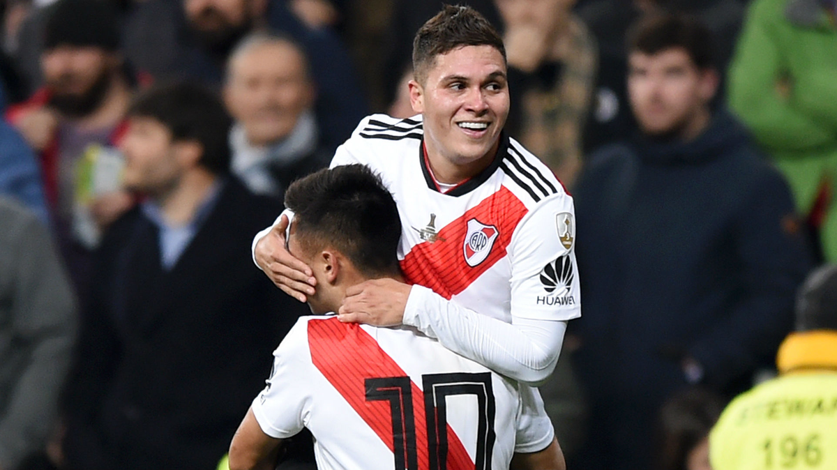 Juan Fernando Quintero y Gonzalo 'Pity' Mart&iacute;nez.