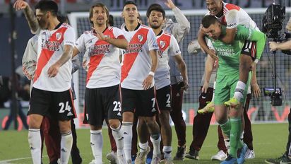 River mira a todos desde arriba pero Talleres lo puede bajar