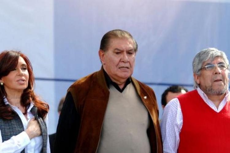 Elástico: Pereyra, tan cerca de Moyano como de Cristina, y viceversa. (Foto: Télam).