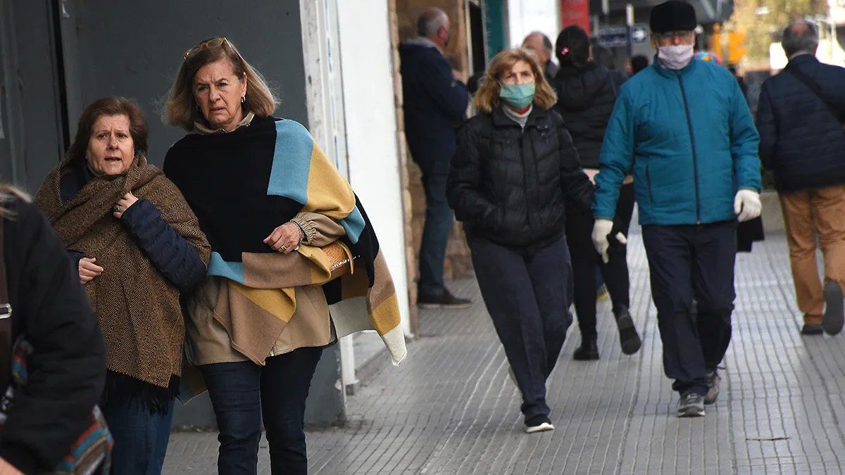 Al parecer tendremos que recuperar los abrigos en el AMBA y Centro del país.