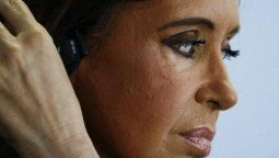 altText(Piedra libre para Cristina: Tras recluirse en Olivos, reaparecería hoy)}