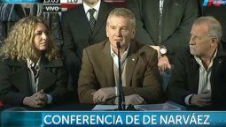 altText(De Narváez no se baja: 