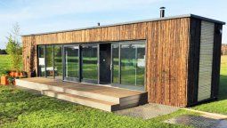 Las casas prefabricadas importadas amenazan a la madera argentina. Las casas prefabricadas importadas amenazan a la madera argentina.