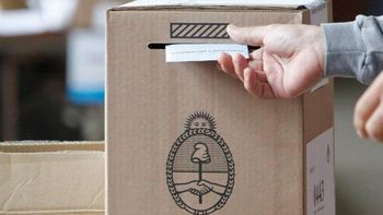 Se definen candidatos en Santa Fe, de cara a las Paso nacionales. Se definen candidatos en Santa Fe, de cara a las Paso nacionales.