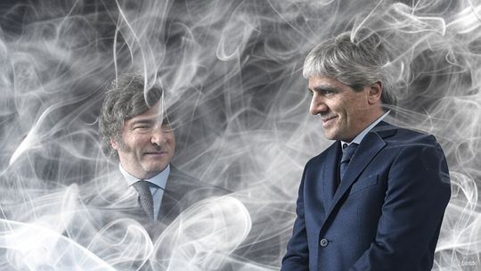 2 especialistas en crear humo: Javier Milei y Luis Caputo. 2 especialistas en crear humo: Javier Milei y Luis Caputo.