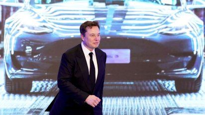 WSJ: Musk junto con otros empresarios venden acciones