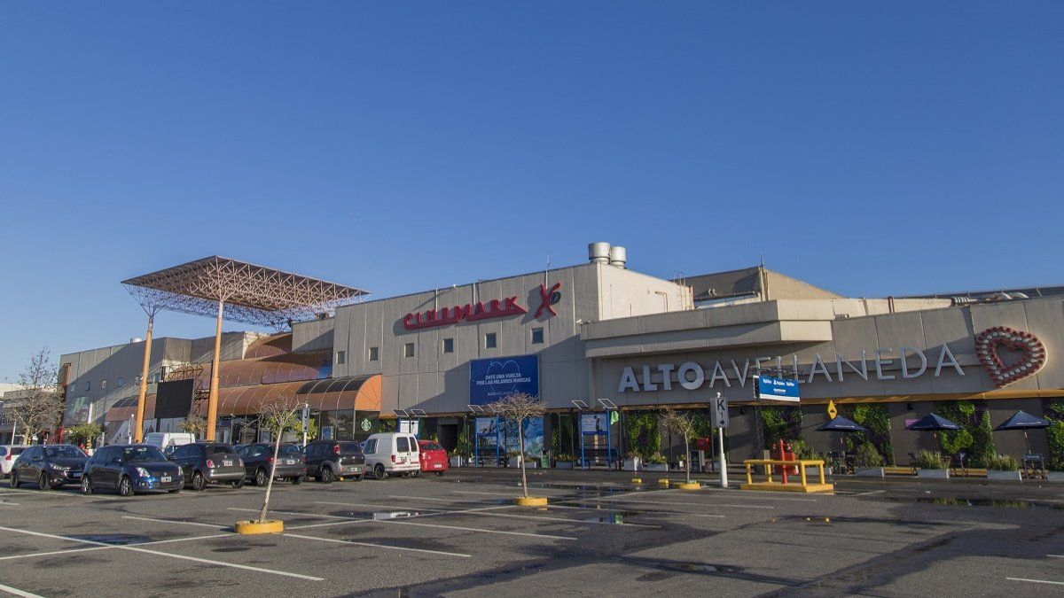 Avellaneda tendrá Alto shopping, con canchas de futbol