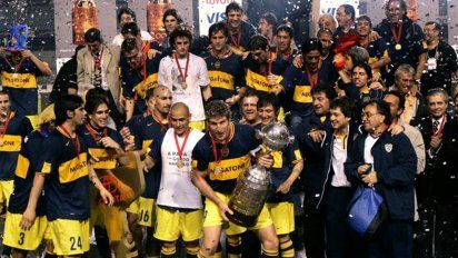Un ex campeón con Boca fue escrachado en una pelea callejera