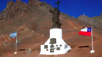 Limite Mendoza - Chile Limite Mendoza - Chile