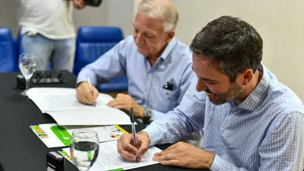 Programación en la escuela pública: Firman Omar Peltzer y Raúl Casali.