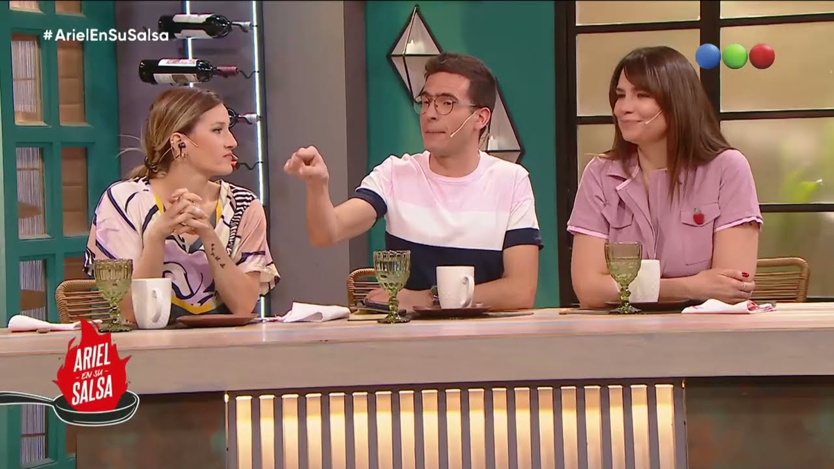 Telefe sigue liderando, pero esa mezcla de egos, formatos cansados y números flojos empieza a pasar factura. Telefe sigue liderando, pero esa mezcla de egos, formatos cansados y números flojos empieza a pasar factura.