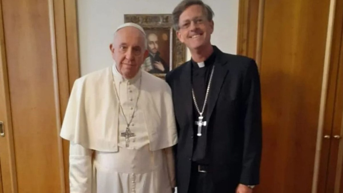 El Papa Francisco y el obispo de Buenos Aires, Jorge Ignacio García Cuerva. El Papa Francisco y el obispo de Buenos Aires, Jorge Ignacio García Cuerva.
