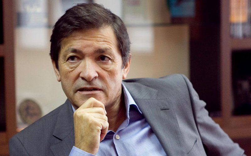 Javier Fernández, nuevo secretario general (de transición) del PSOE.