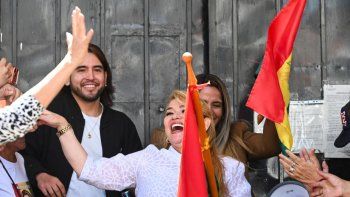 jeanine anez en libertad, nueva bolivia y giro a la centroderecha con rodrigo paz jeanine anez en libertad, nueva bolivia y giro a la centroderecha con rodrigo paz